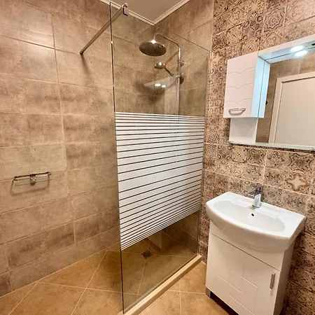 New In Breeze With Panoramic Sea View And Parking